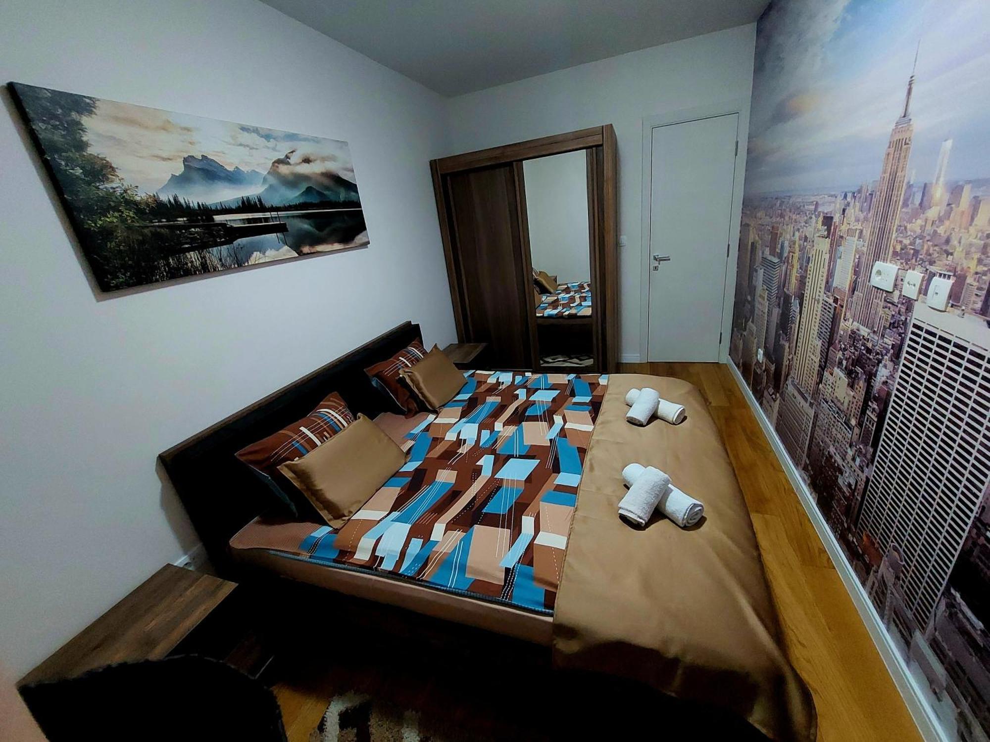 New York - Central Point Podgorica Room photo